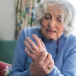 Eating More Vegetables and Olive Oil may Benefit Rheumatoid Arthritis Patients
